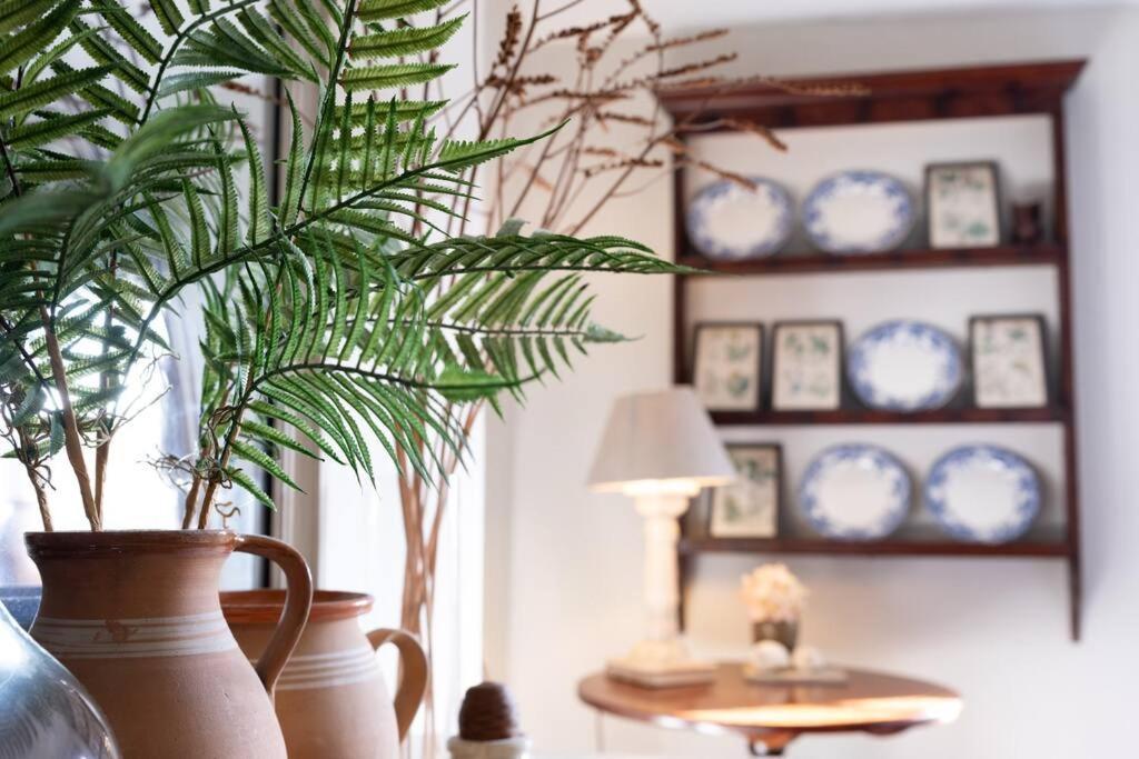Sarah'S - A Townhouse Apartment In Georgian Holt Holt  Eksteriør bilde